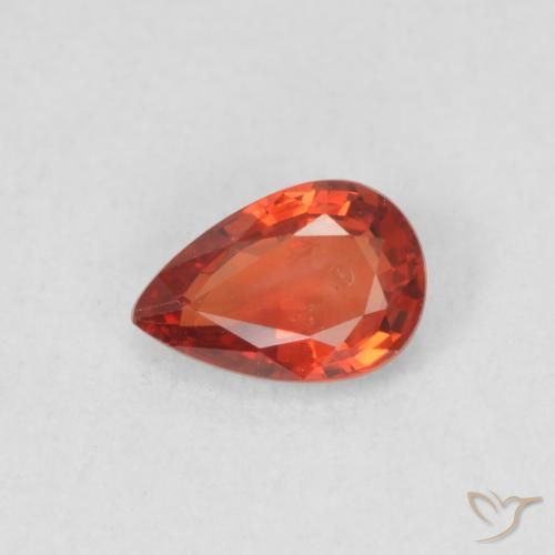 0.55ct 자연스러운 인텐스 레드 사파이어, 배 모양, VS