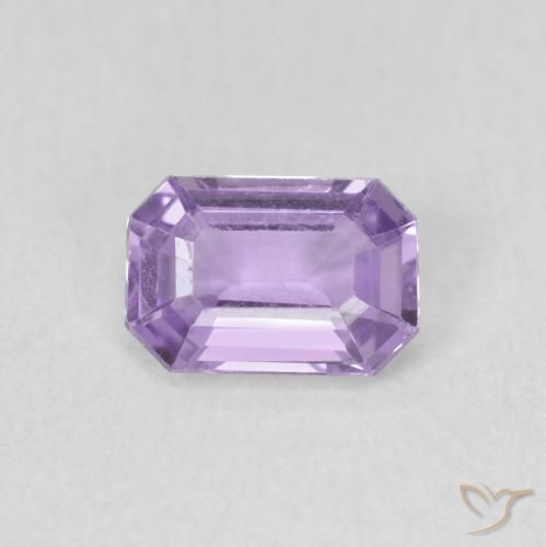 0.69ct 자연스러운 라이트 바이올렛 사파이어, 에메랄드 컷, VVS