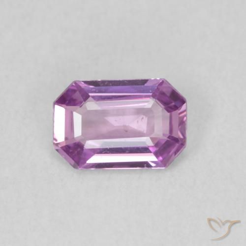 0.53ct 자연스러운 미디엄 핑크빛 퍼플 사파이어, 에메랄드 컷, VS