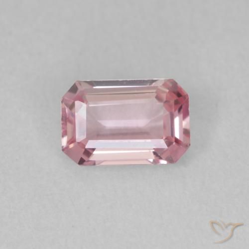 0.66ct 자연스러운 풍선껌 핑크 톤 사파이어, 에메랄드 컷, VVS