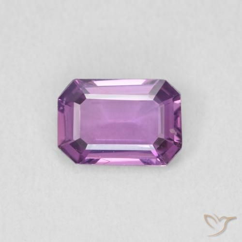 0.62ct 자연스러운 미디엄 퍼플 사파이어, 에메랄드 컷, VVS