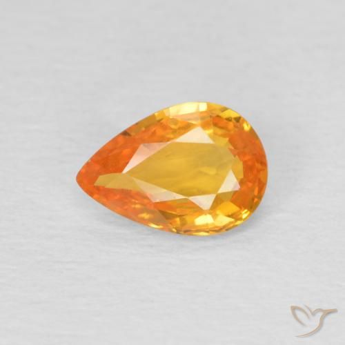 0.68ct 자연스러운 미디엄 오렌지 사파이어, 배 모양, VS