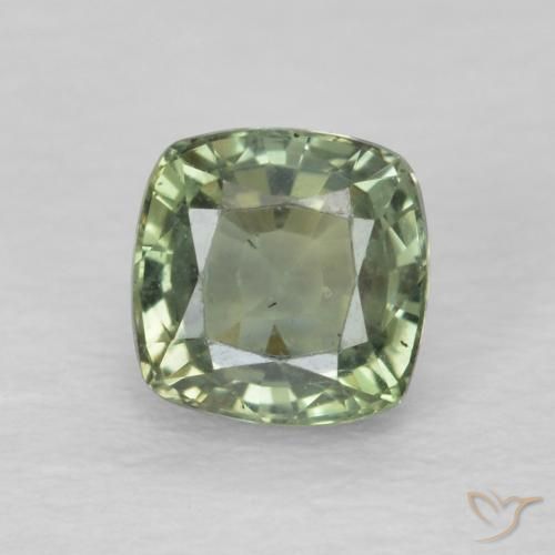 0.72ct 자연스러운 연한 초록색 사파이어, 방석, VS
