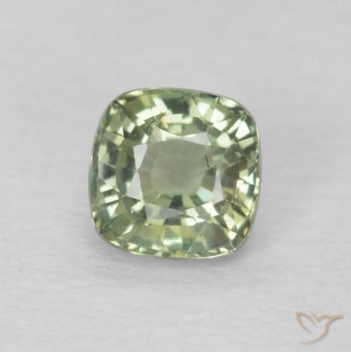 0.52ct 자연스러운 연한 초록색 사파이어, 방석, VS