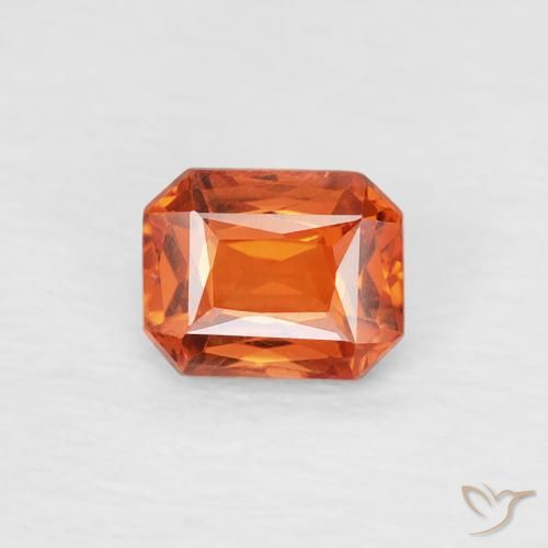 0.51ct 자연스러운 파이어 오렌지 사파이어, 에메랄드 컷, VVS