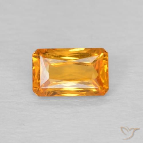 0.40ct 자연스러운 오렌지-골드 사파이어, 에메랄드 컷, VVS-VS