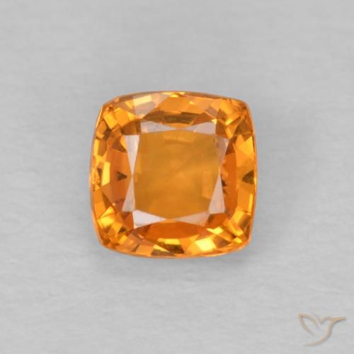 0.62ct 자연스러운 밝은 주황색 사파이어, 방석, VS