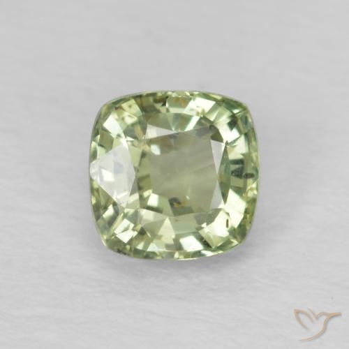 0.60ct 자연스러운 매우 밝은 녹색 사파이어, 방석, VS