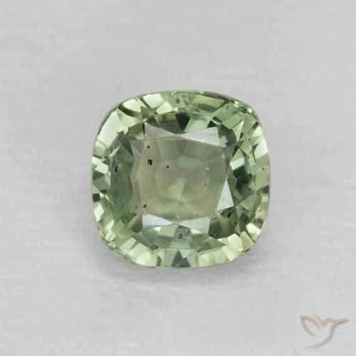 0.75ct 자연스러운 미디엄 그린 사파이어, 방석, VS