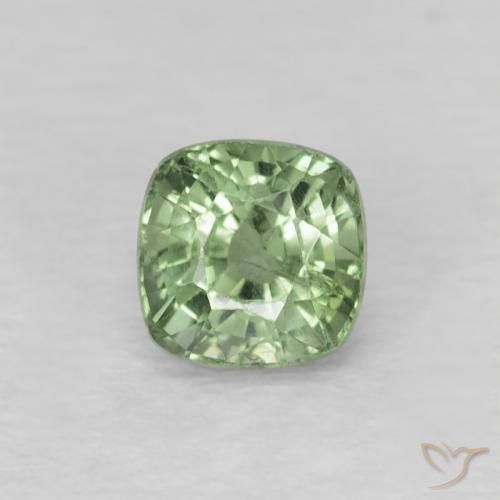 0.62ct 자연스러운 옅은 녹색 사파이어, 방석, VS