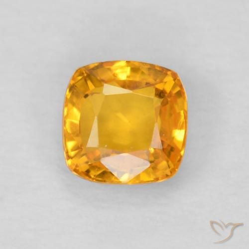 0.56ct 자연스러운 미디엄 오렌지 사파이어, 방석, VVS