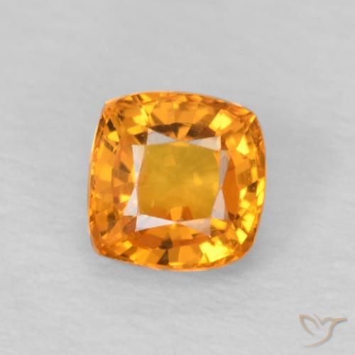 0.61ct 자연스러운 밝은 주황색 사파이어, 방석, VVS