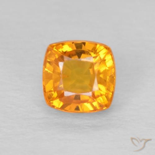 0.66ct 자연스러운 밝은 주황색 사파이어, 방석, VS