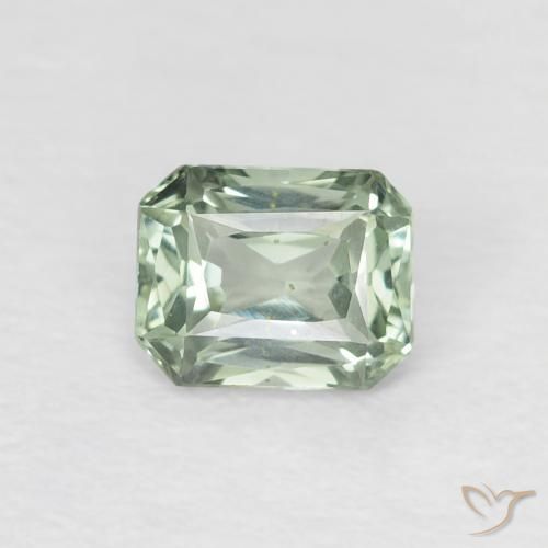 0.53ct 자연스러운 포레스트 그린 사파이어, 에메랄드 컷, VVS