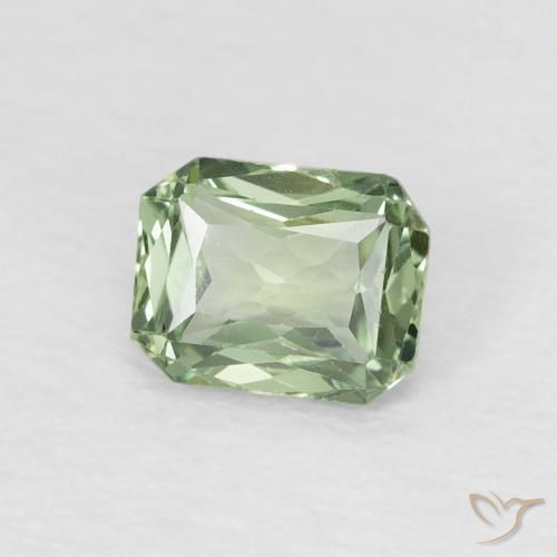 0.56캐럿 천연 Medium Light Green 사파이어, 옥타곤 / 에메랄드 컷, VVS