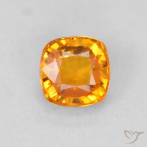 0.63ct 자연스러운 밝은 주황색 사파이어, 방석, VVS