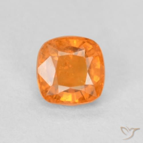 0.55ct 자연스러운 밝은 주황색 사파이어, 방석, VS