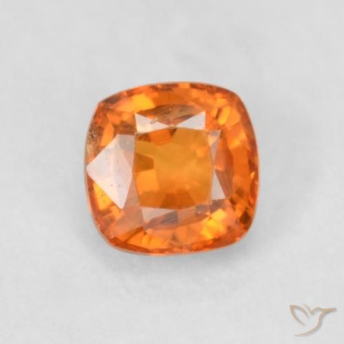 0.67ct 자연스러운 파이어 오렌지 사파이어, 방석, VS