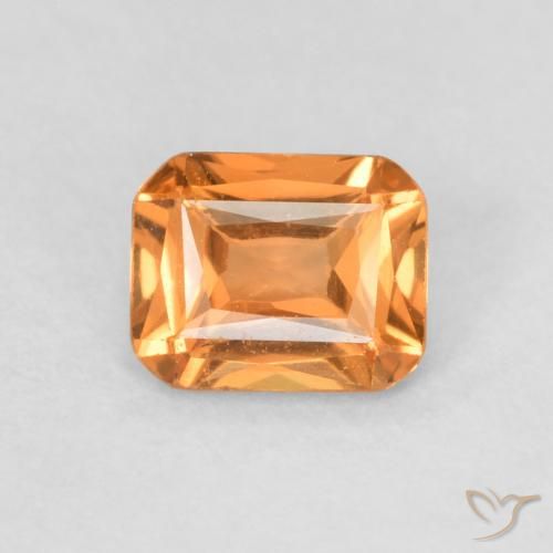 0.51ct 자연스러운 미디엄 오렌지 사파이어, 에메랄드 컷, VVS-VS