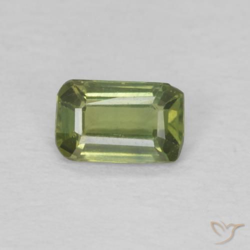 0.39ct 자연스러운 따뜻한 녹색 사파이어, 에메랄드 컷, VS