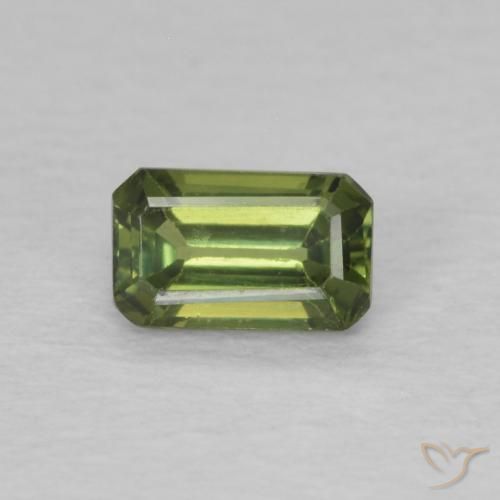 0.46ct 자연스러운 따뜻한 녹색 사파이어, 에메랄드 컷, VVS