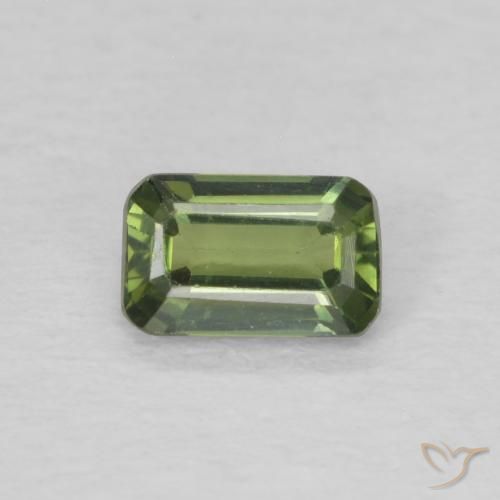 0.44ct 자연스러운 따뜻한 녹색 사파이어, 에메랄드 컷, VVS