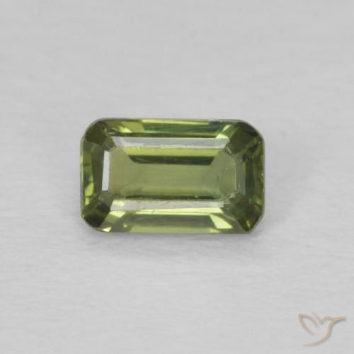 0.44ct 자연스러운 라이트 포레스트 그린 사파이어, 에메랄드 컷, VVS-VS