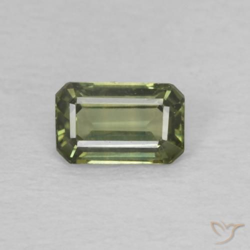 0.42ct 자연스러운 따뜻한 포레스트 그린 사파이어, 에메랄드 컷, VVS-VS