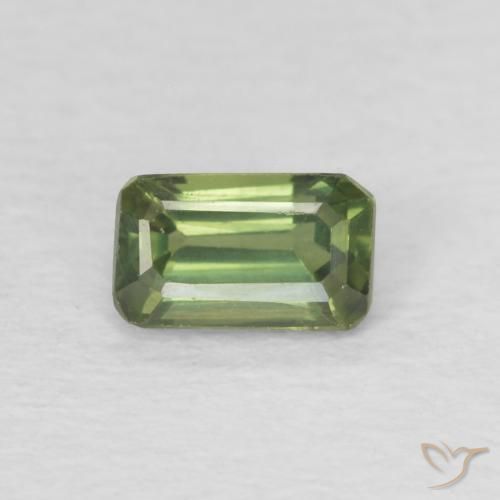 0.50ct 자연스러운 포레스트 그린 사파이어, 에메랄드 컷, VVS-VS
