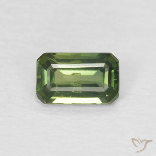 0.40ct 자연스러운 딥그린 사파이어, 에메랄드 컷, VS