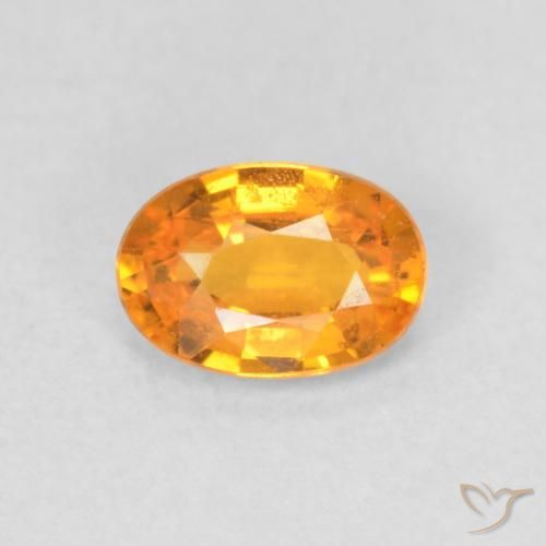 0.63ct 자연스러운 오렌지-골드 사파이어, 타원형, VS