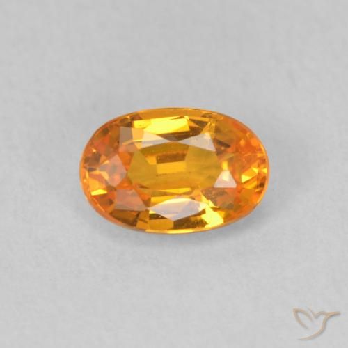 0.64ct 자연스러운 미디엄 오렌지 사파이어, 타원형, VVS