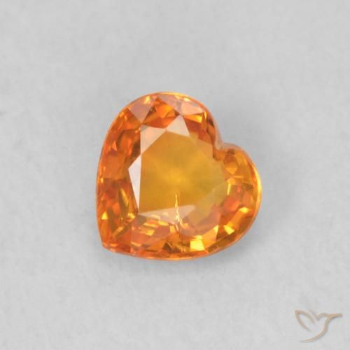 0.42ct 자연스러운 밝은 주황색 사파이어, 마음, VS