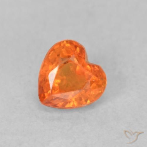 0.42ct 자연스러운 밝은 주황색 사파이어, 마음, VS