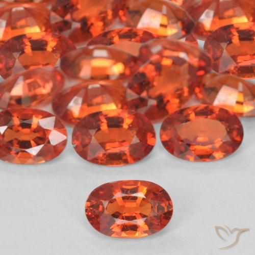 0.53ct 자연스러운 파이어 오렌지 사파이어, 타원형, VS