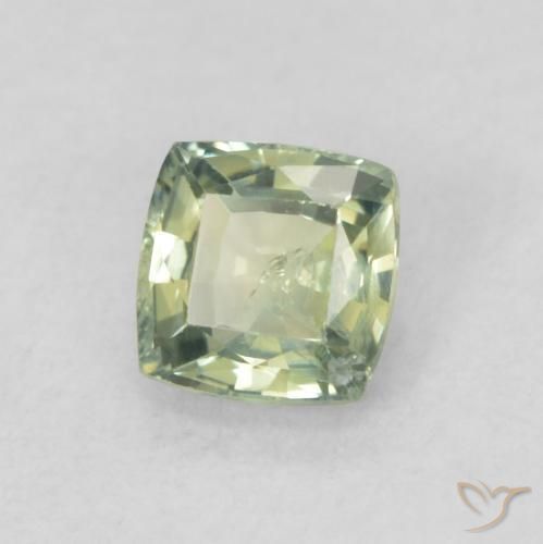 0.61캐럿 천연 Medium Light-Green 사파이어, 방석, SI