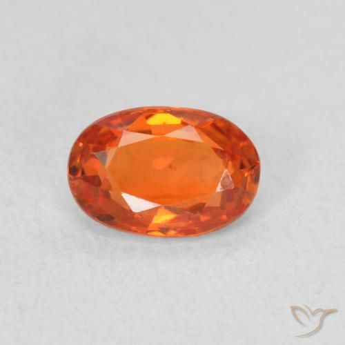 0.64ct 자연스러운 미디엄 오렌지 사파이어, 타원형, VS