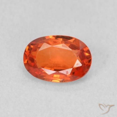 0.66ct 자연스러운 붉은 오렌지 사파이어, 타원형, VS