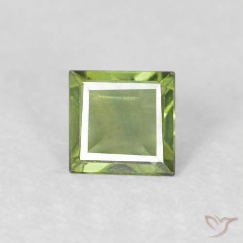 0.28ct 자연스러운 따뜻한 녹색 사파이어, 정사각형, VVS