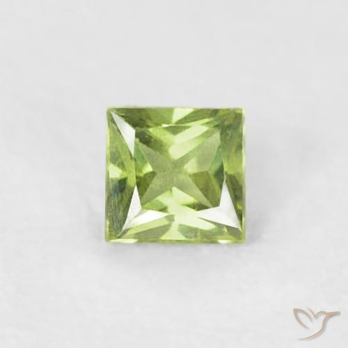 0.21ct 자연스러운 라이트 라이블리 그린 사파이어, 정사각형, VS