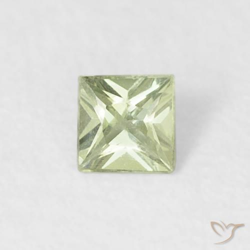 0.14ct 자연스러운 미디엄 그린 사파이어, 정사각형, VVS-VS