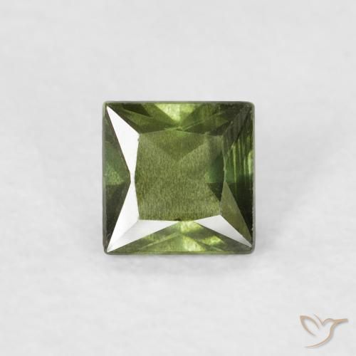 0.37ct 자연스러운 따뜻한 녹색 사파이어, 정사각형, VS