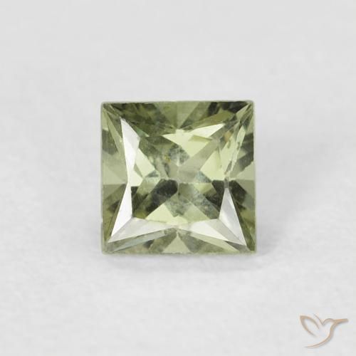 0.43ct 자연스러운 미디엄 그린 사파이어, 정사각형, VS
