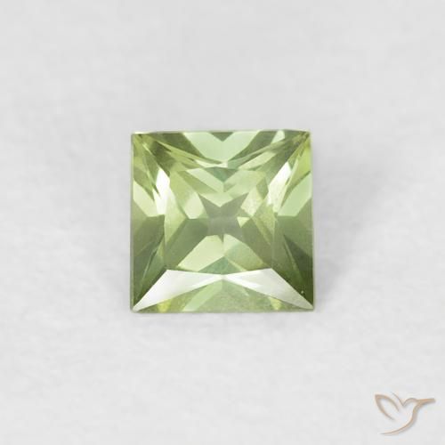 0.31ct 자연스러운 미디엄 그린 사파이어, 정사각형, VVS-VS