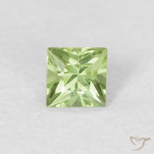 0.19ct 자연스러운 라이트 라이블리 그린 사파이어, 정사각형, VVS-VS