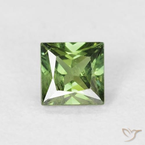 0.39ct 자연스러운 포레스트 그린 사파이어, 정사각형, VS