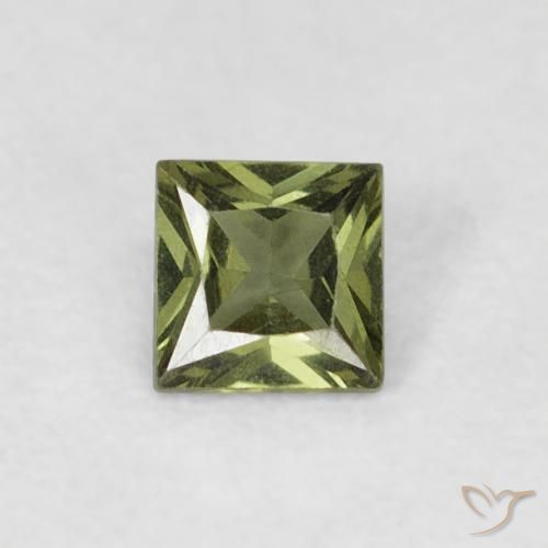 0.33ct 자연스러운 따뜻한 포레스트 그린 사파이어, 정사각형, VS