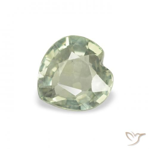 0.61ct 자연스러운 연한 초록색 사파이어, 마음, VS