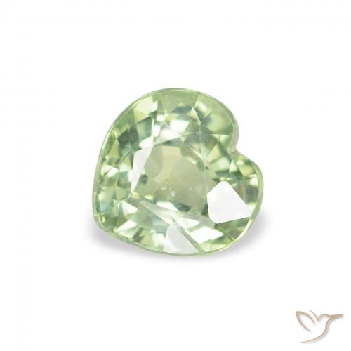 0.74ct 자연스러운 연한 초록색 사파이어, 마음, VS