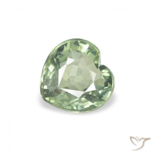 0.68ct 자연스러운 포레스트 그린 사파이어, 마음, VS